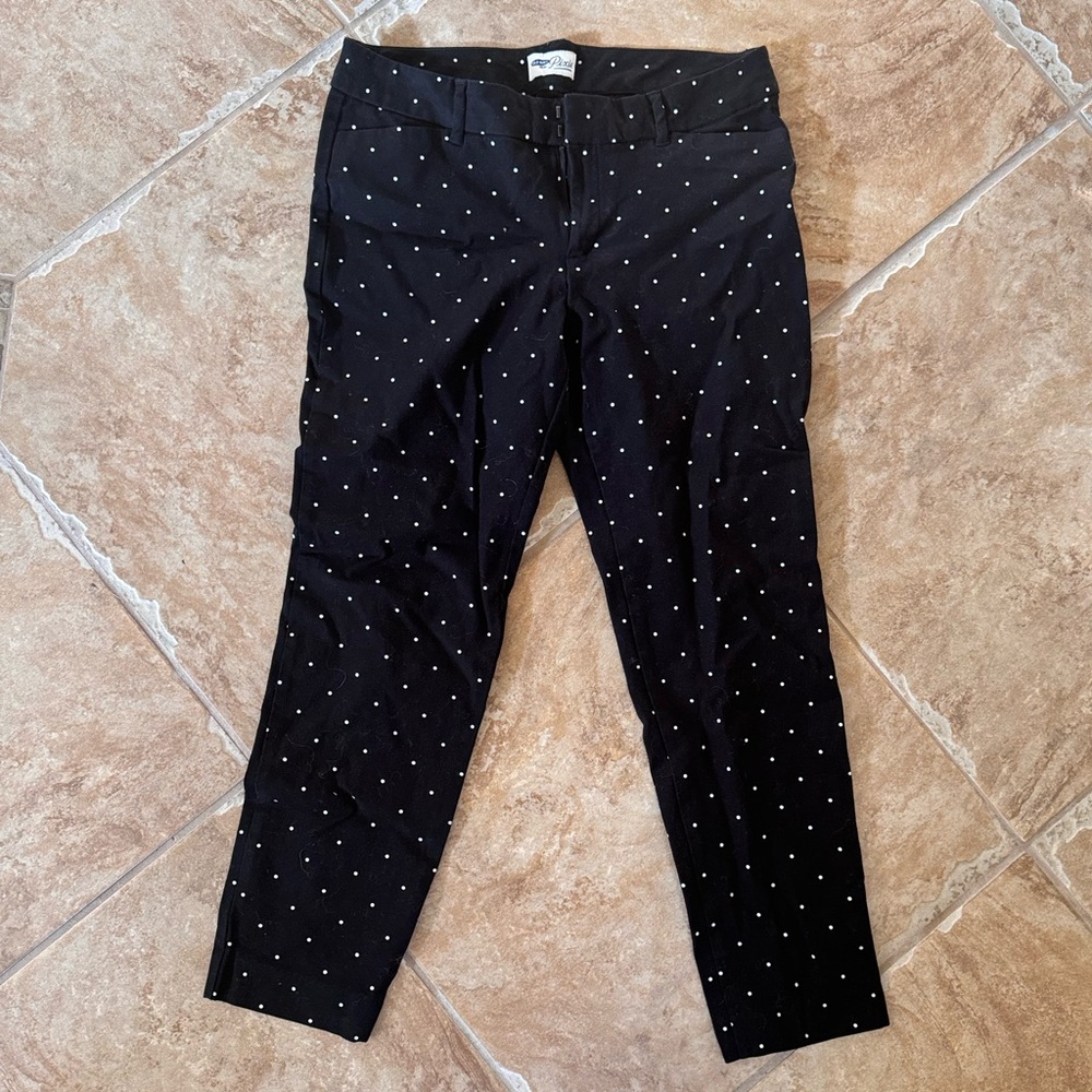 Pixie Cropped ankle pants polka dot